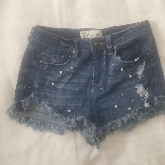 Vintage Havana Jean Shorts - Picture 2 of 2